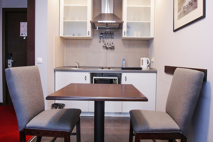 Dining Photos