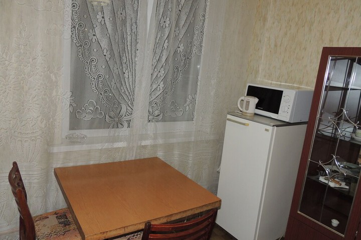 Room 6 of 101