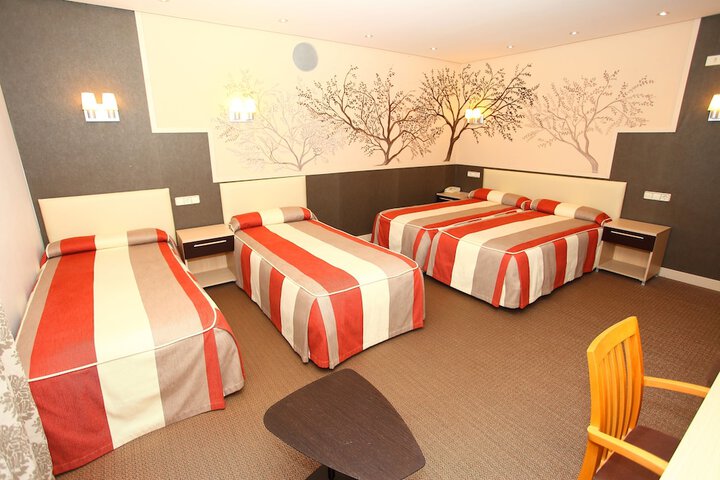 Room 8 of 51