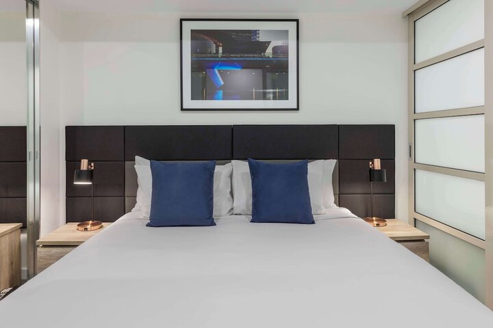 Room 33 of 88