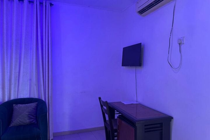 Room 22 of 53