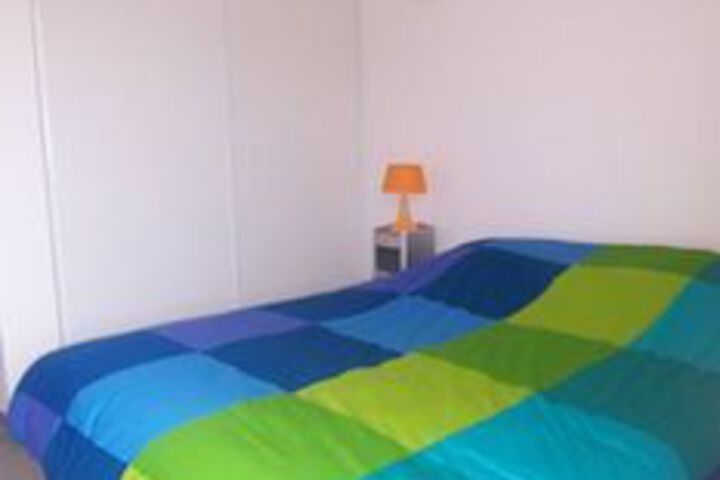 Room 6 of 15