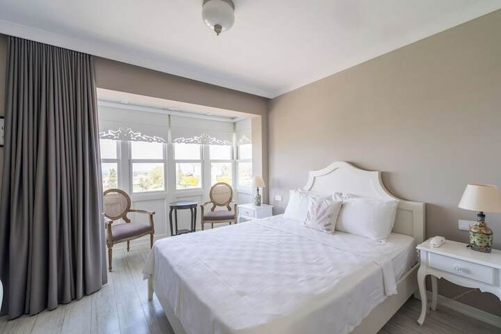 Room 14 of 31