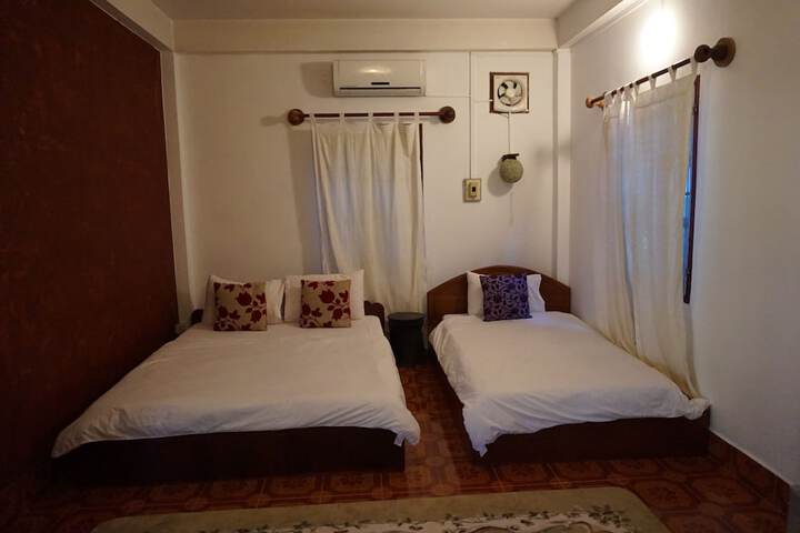Room 6 of 29