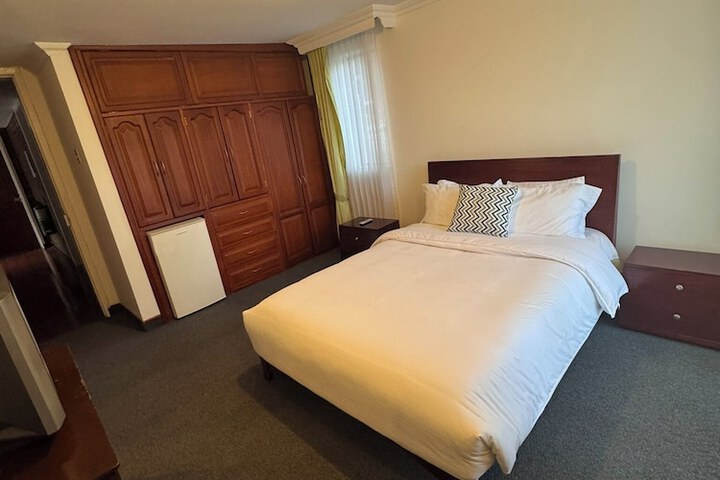 Room 14 of 30