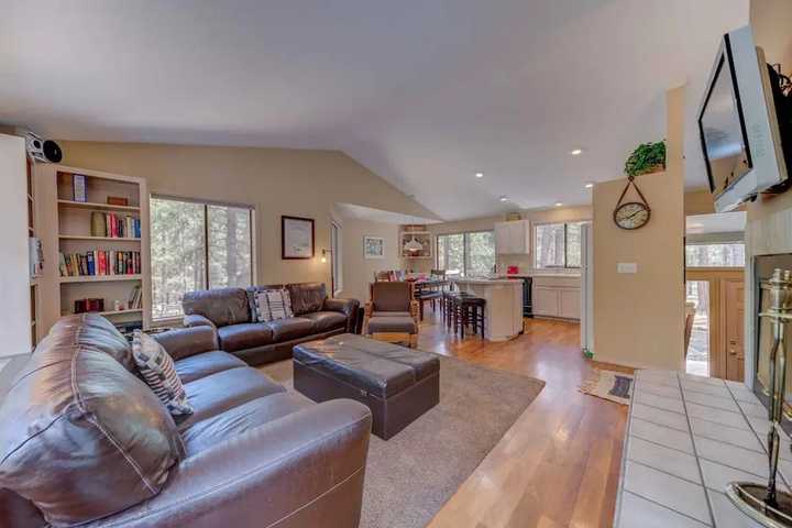 Diamond Peak Lane by Village Properties at Sunriver VR