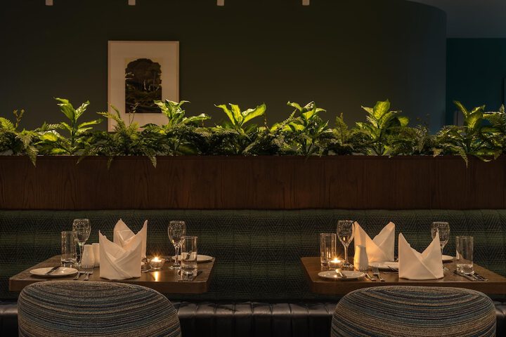 Dining 46 of 79