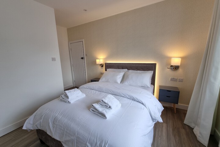 Room 15 of 50