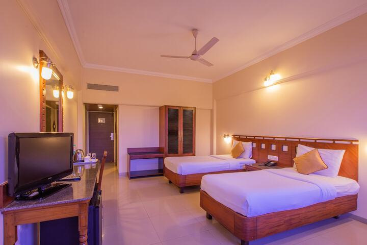 Room 10 of 52