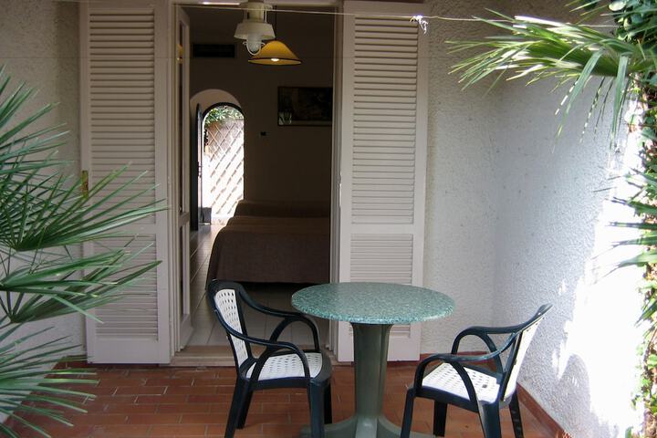 Room 14 of 91