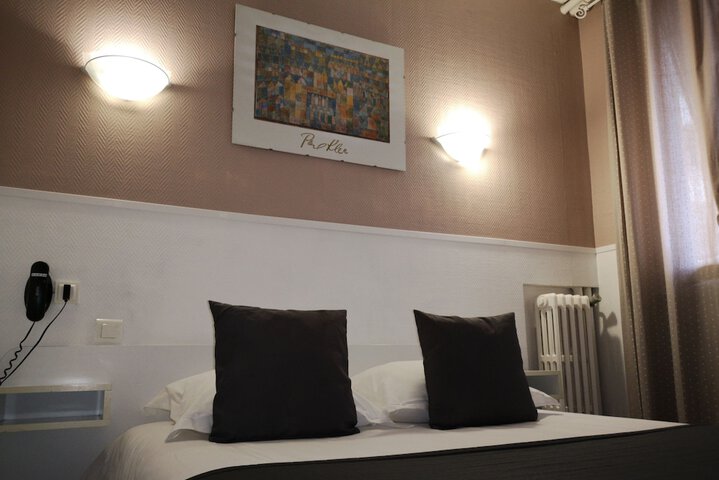 Room 16 of 41