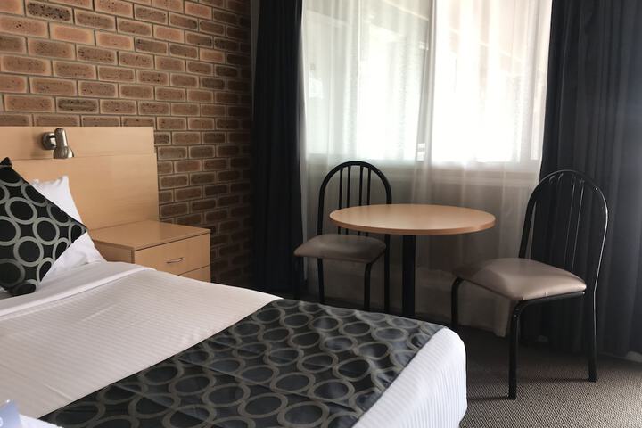 Room 49 of 152