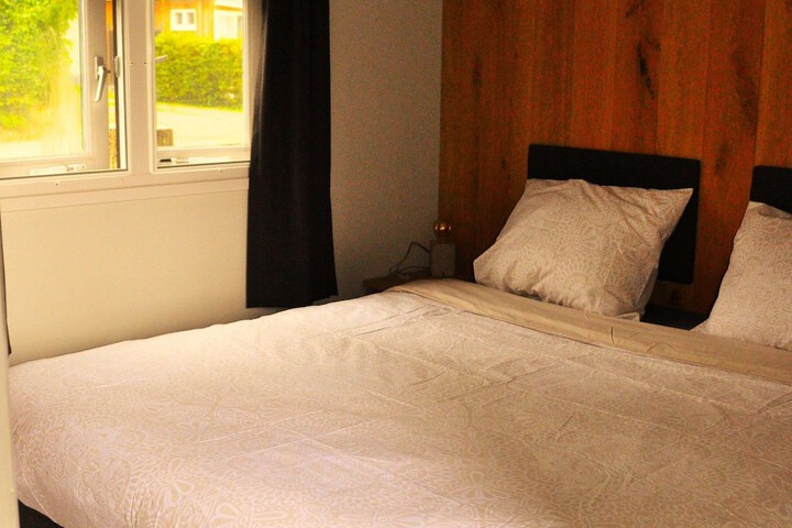 Room 2 of 21