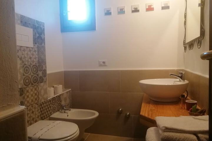Room 34 of 69