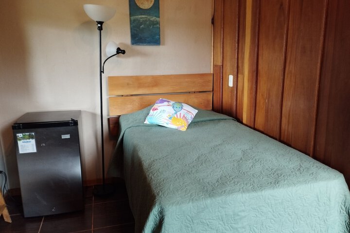 Room 90 of 334