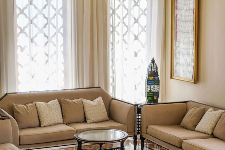 Guest Lobby