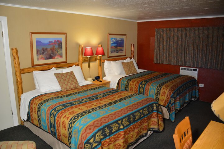 Room 30 of 96