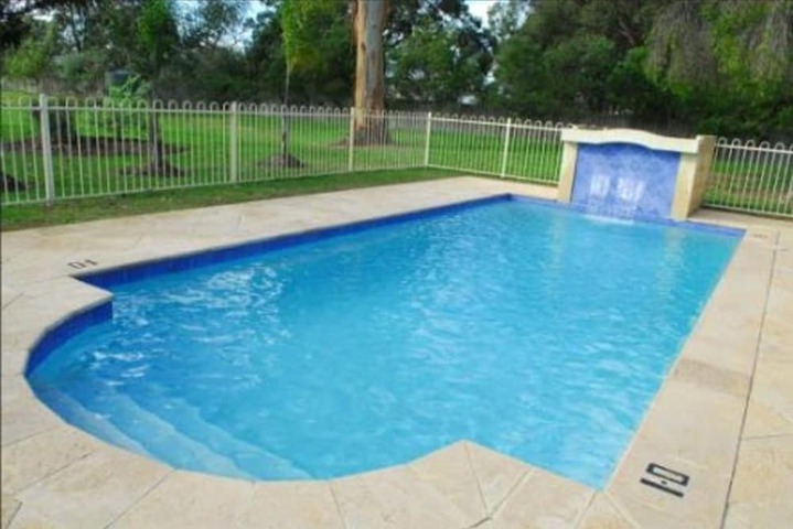 Pools & Facilities