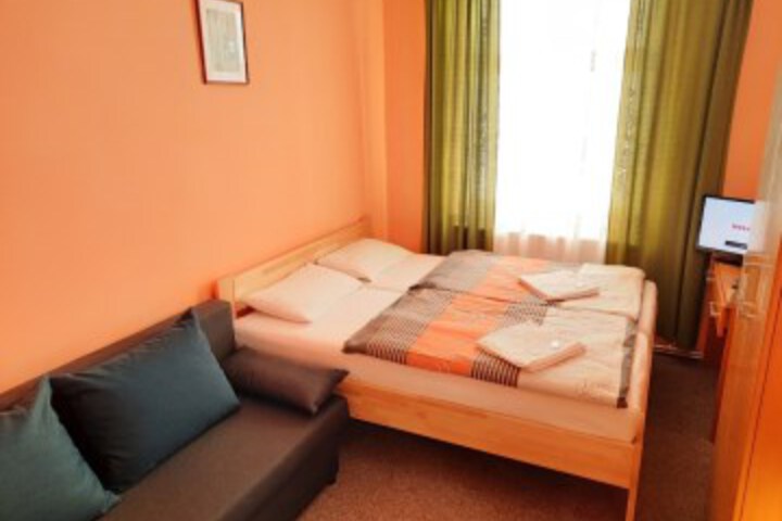 Room 22 of 52