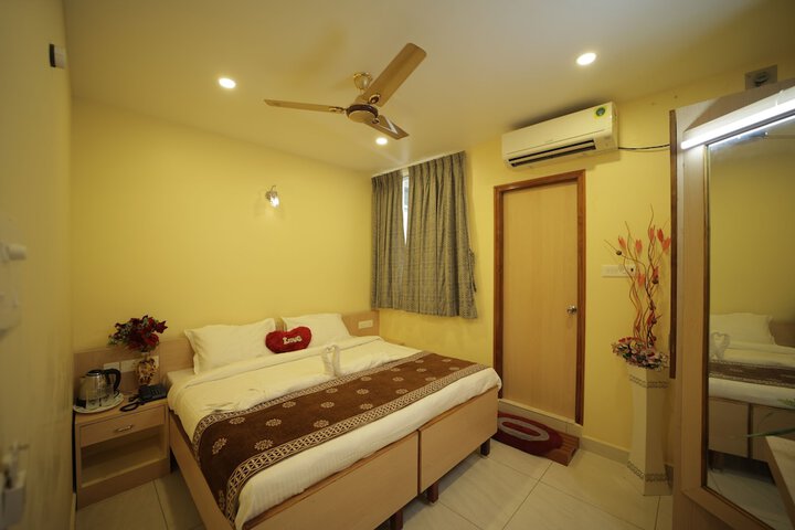 Room 5 of 25