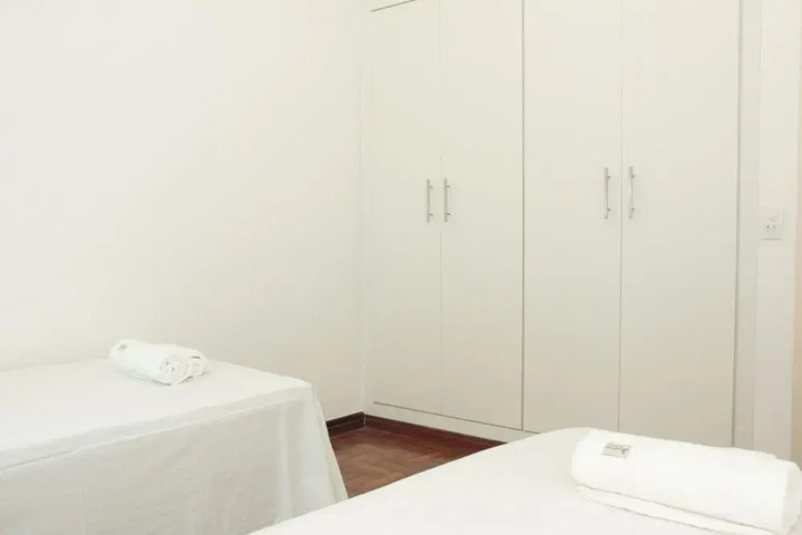 Amplo 2 quartos Ótima Área