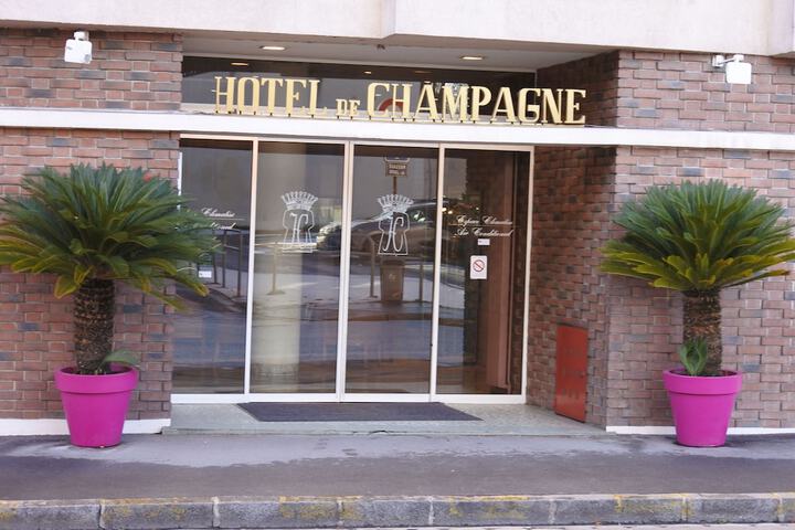 Hotel 94 of 99