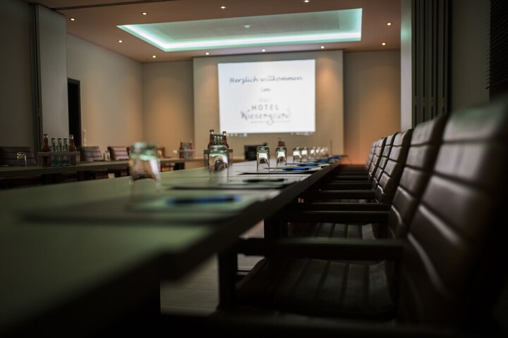 Meeting 28 of 37