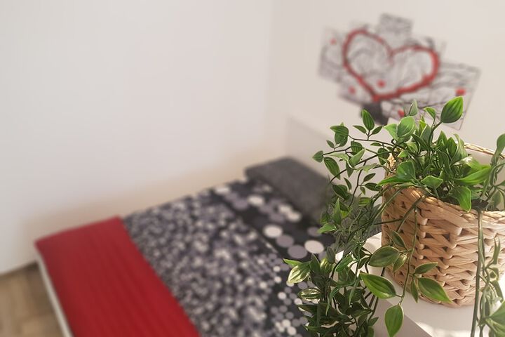 Room 5 of 29