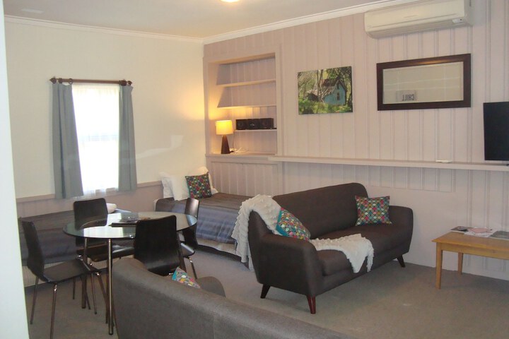 Room 16 of 46