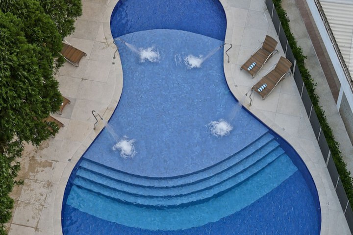 Pool 67 of 95