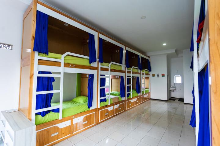 Room 49 of 78