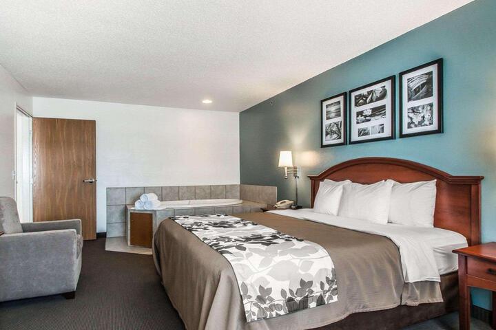 Upgrade King Bed (2 of 10)