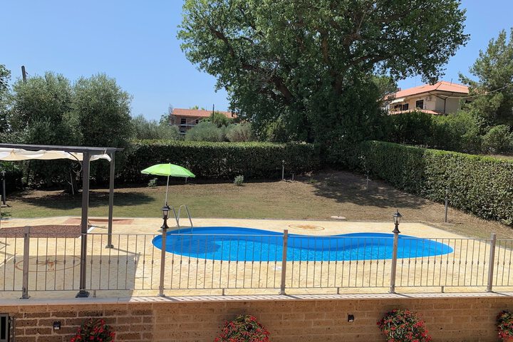 Pool 13 of 50
