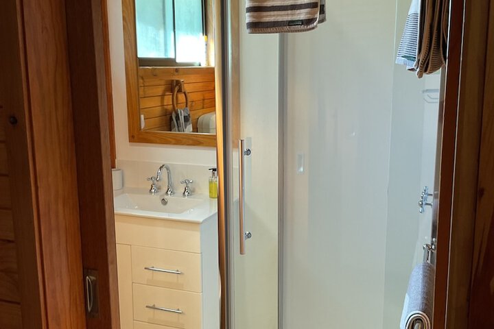 Room 33 of 50