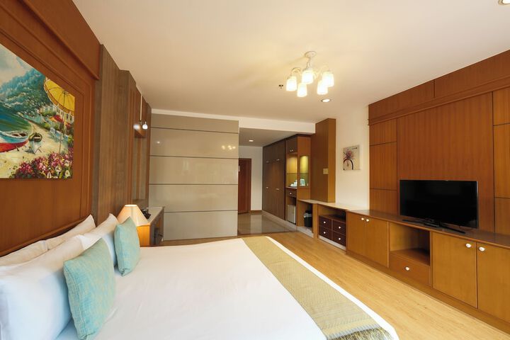 Room 5 of 55