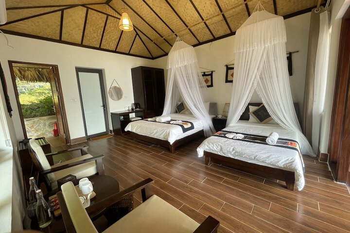 Room 30 of 53