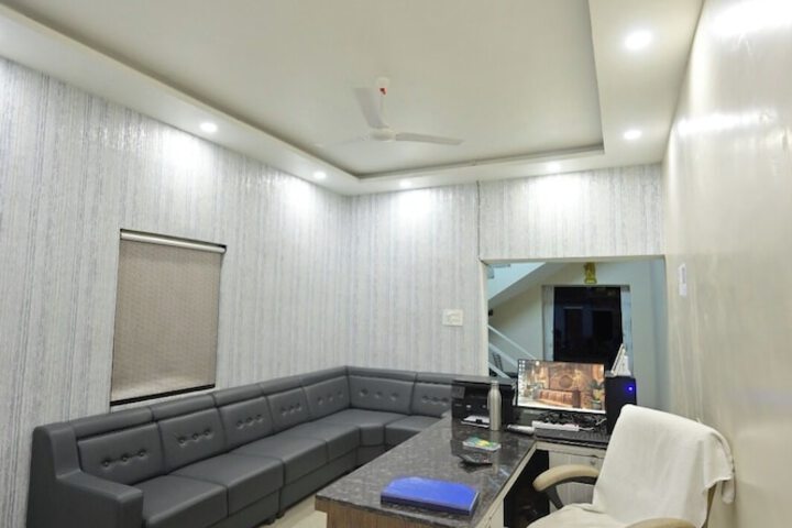 Hotel Interior 10 of 90