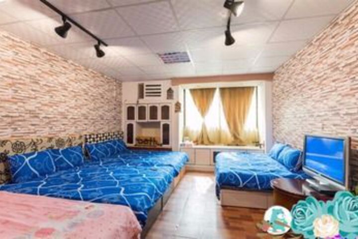 Room 43 of 118