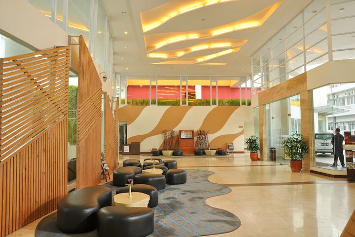 Guest Lobby