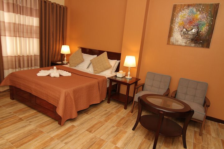 Room 5 of 38