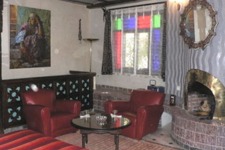 Room 42 of 62