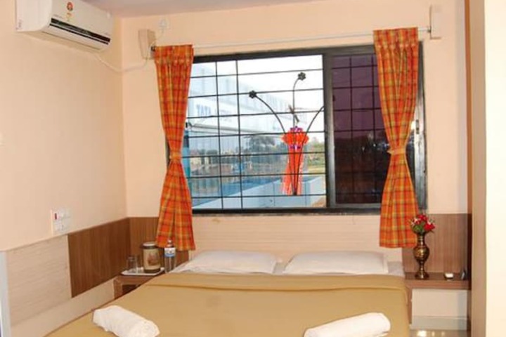 Room 5 of 30