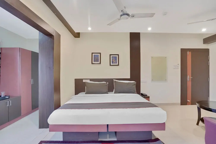 Room 3 of 14