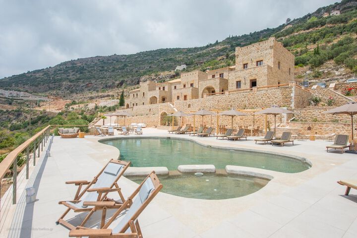 Brazzo di Maina in East Mani