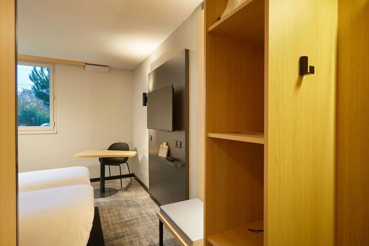 Room 29 of 60