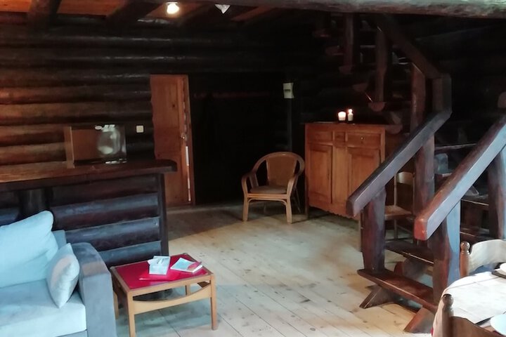Room 12 of 28