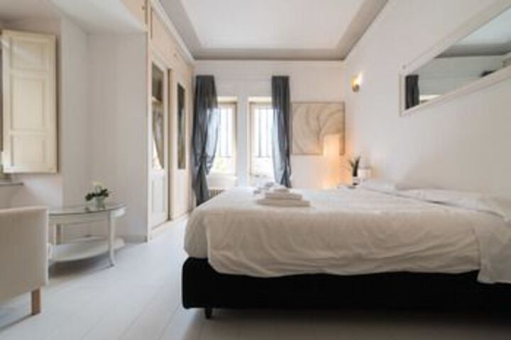 Room 40 of 153