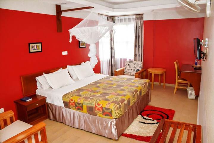 Esella Country Hotel