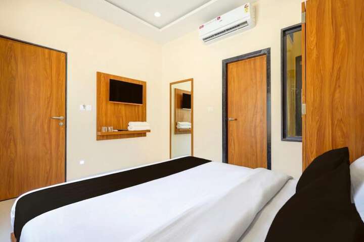 Room 2 of 26