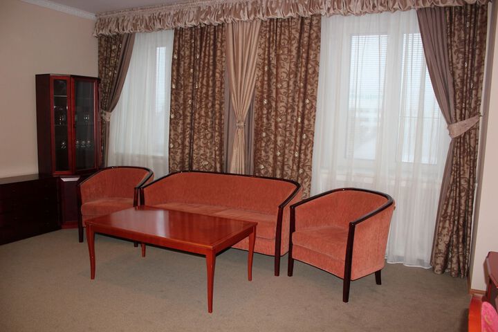 Room 24 of 108